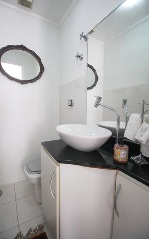 Apartamento à venda com 83m², 2 quartos e 2 vagasLavabo