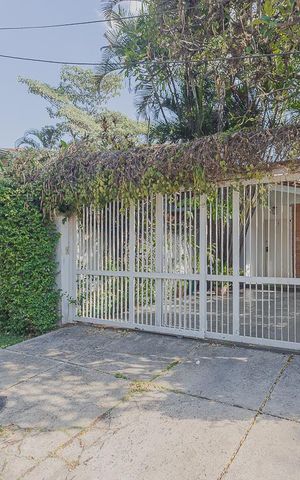 Casa à venda com 270m², 4 quartos e sem vagaFachada