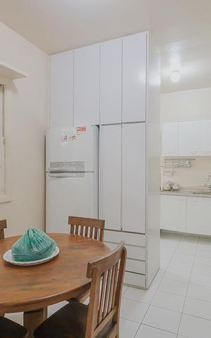 Casa à venda com 270m², 4 quartos e sem vagaCozinha
