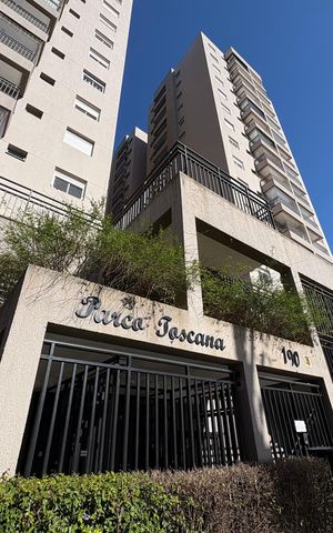 Apartamento à venda com 96m², 3 quartos e 2 vagasFachada