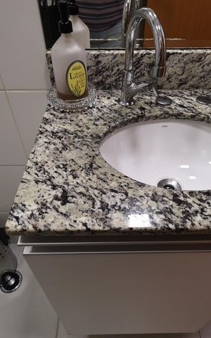 Apartamento à venda com 96m², 3 quartos e 2 vagasBanheiro 