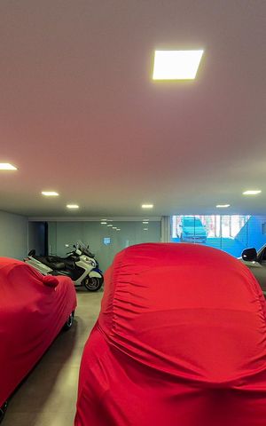 Casa de condomínio à venda com 464m², 4 quartos e 6 vagasGaragem