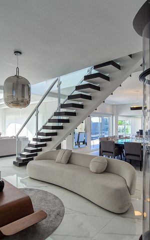 Casa de condomínio à venda com 464m², 4 quartos e 6 vagasSala 2