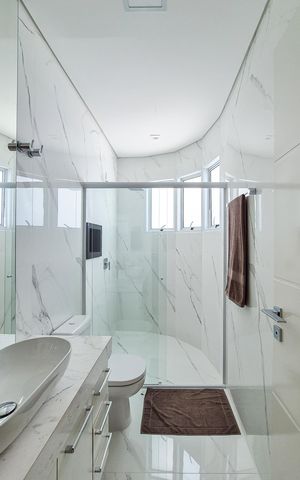 Casa de condomínio à venda com 464m², 4 quartos e 6 vagasBanheiro da Suíte 3