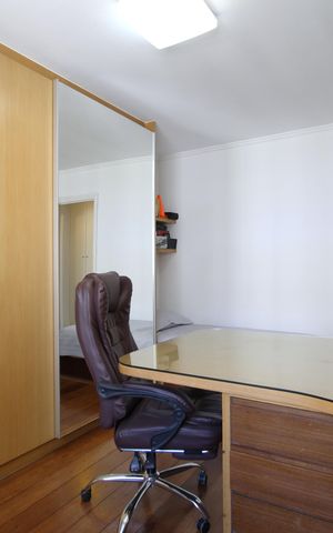 Apartamento à venda com 212m², 4 quartos e 2 vagasQuarto 2