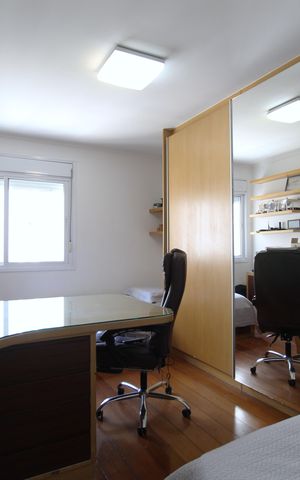 Apartamento à venda com 212m², 4 quartos e 2 vagasQuarto 2