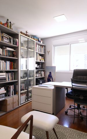 Apartamento à venda com 212m², 4 quartos e 2 vagasEscritório
