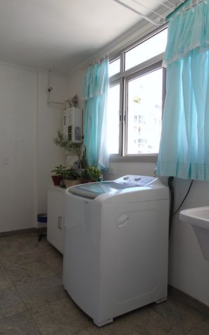 Apartamento à venda com 212m², 4 quartos e 2 vagasÁrea de Serviço