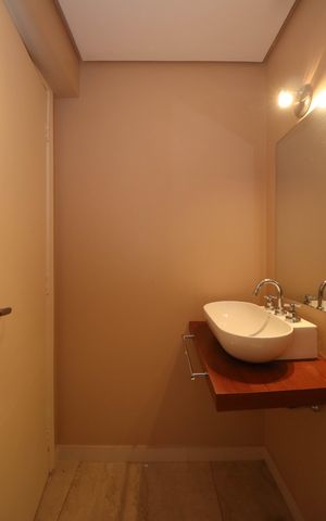 Apartamento à venda com 97m², 2 quartos e 1 vaga Apartamento à venda com 97m², 2 quartos e 1 vagaBanheiro 2