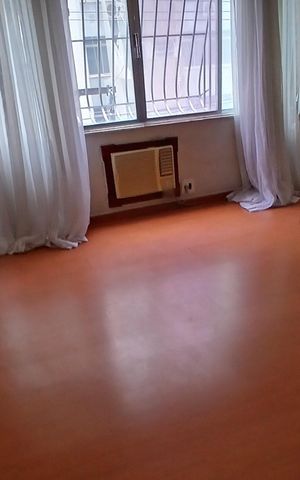 Apartamento à venda com 140m², 4 quartos e 1 vaga Apartamento à venda com 140m², 4 quartos e 1 vagaSala