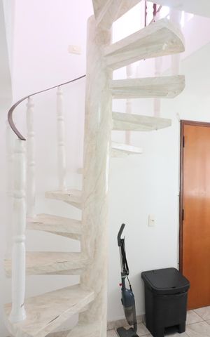 Casa à venda com 100m², 3 quartos e sem vagaHall de entrada