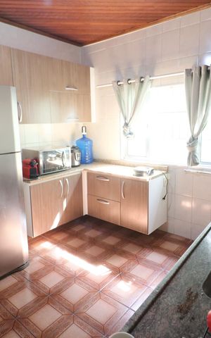 Casa à venda com 100m², 3 quartos e sem vagaCozinha