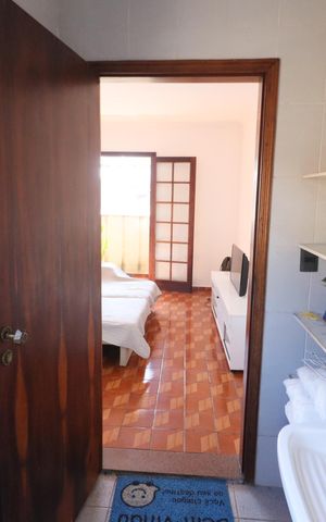 Casa à venda com 100m², 3 quartos e sem vagaÁrea de Serviço