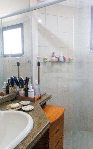Apartamento para alugar com 220m², 3 quartos e 4 vagasBanheiro da Suíte 2