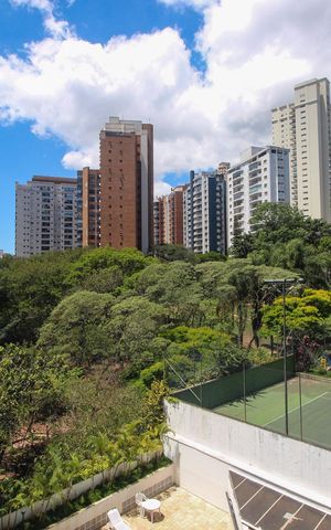 Apartamento para alugar com 220m², 3 quartos e 4 vagasVista da Varanda da Sala