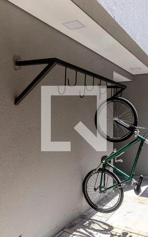 Studio à venda com 28m², 1 quarto e sem vaga Studio à venda com 28m², 1 quarto e sem vagaÁrea comum - Bicicletário