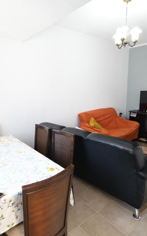 Casa à venda com 250m², 3 quartos e 2 vagasSala