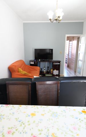 Casa à venda com 250m², 3 quartos e 2 vagasSala