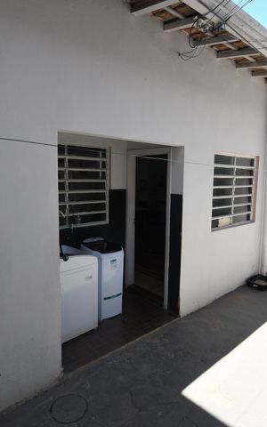 Casa à venda com 250m², 3 quartos e 2 vagasCasa 2