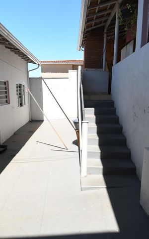 Casa à venda com 250m², 3 quartos e 2 vagasQuintal