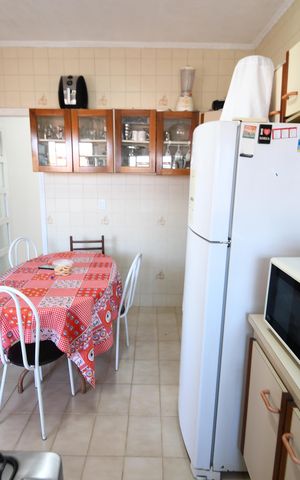 Casa à venda com 250m², 3 quartos e 2 vagasCozinha