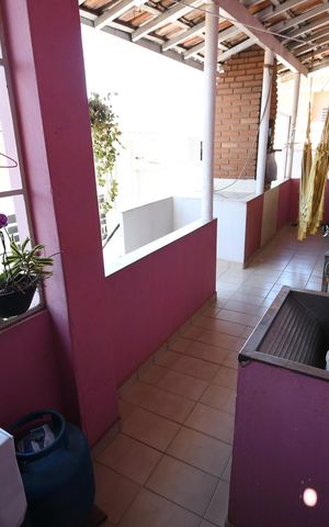 Casa à venda com 250m², 3 quartos e 2 vagasÁrea de Serviço