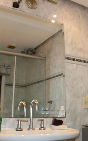 Casa de condomínio para alugar com 700m², 6 quartos e 4 vagasBanheiro da Suíte 1