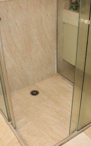 Casa de condomínio para alugar com 700m², 6 quartos e 4 vagasBanheiro da Suíte 3
