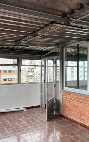 Apartamento à venda com 270m², 2 quartos e 2 vagas Apartamento à venda com 270m², 2 quartos e 2 vagasCobertura