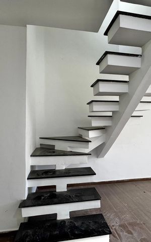 Casa de condomínio à venda com 88m², 3 quartos e 1 vaga Casa de condomínio à venda com 88m², 3 quartos e 1 vagaSala