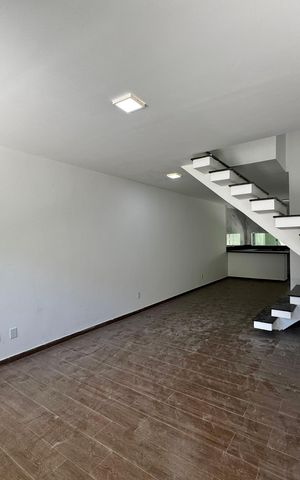 Casa de condomínio à venda com 88m², 3 quartos e 1 vaga Casa de condomínio à venda com 88m², 3 quartos e 1 vagaSala