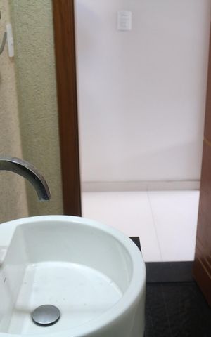 Casa à venda com 306m², 3 quartos e 5 vagasLavabo 2
