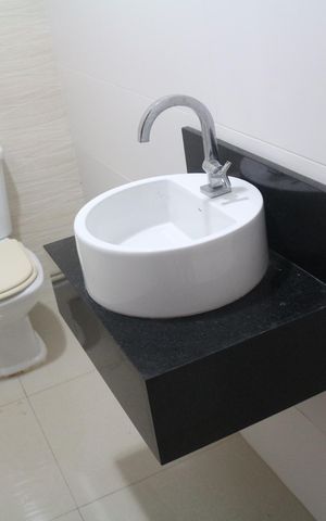 Casa à venda com 306m², 3 quartos e 5 vagasLavabo 1