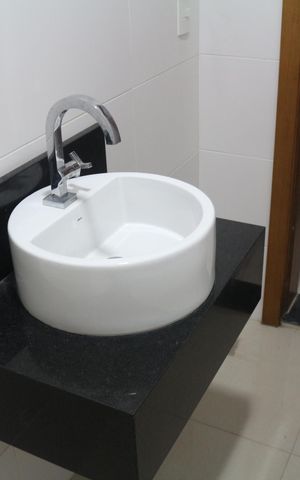Casa à venda com 306m², 3 quartos e 5 vagasLavabo 1