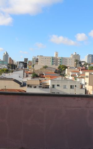 Casa à venda com 306m², 3 quartos e 5 vagasQuintal