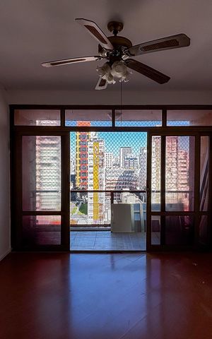 Apartamento à venda com 130m², 3 quartos e 1 vaga