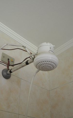 Casa para alugar com 999m², 3 quartos e 8 vagasBanheiro 5