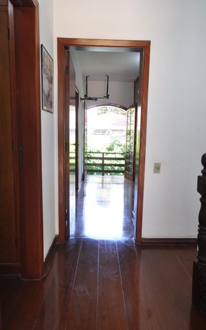 Casa para alugar com 999m², 3 quartos e 8 vagasHall de circulação