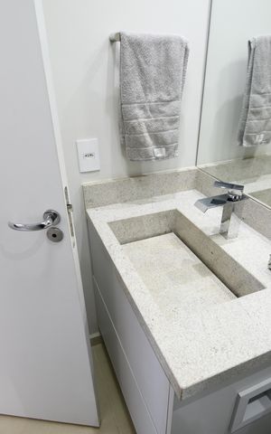 Apartamento à venda com 56m², 2 quartos e 1 vagaBanheiro Social