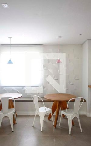Apartamento à venda com 40m², 2 quartos e sem vaga Apartamento à venda com 40m², 2 quartos e sem vagaÁrea externa