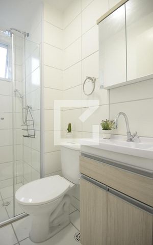 Apartamento à venda com 40m², 2 quartos e sem vaga Apartamento à venda com 40m², 2 quartos e sem vagaBanheiro
