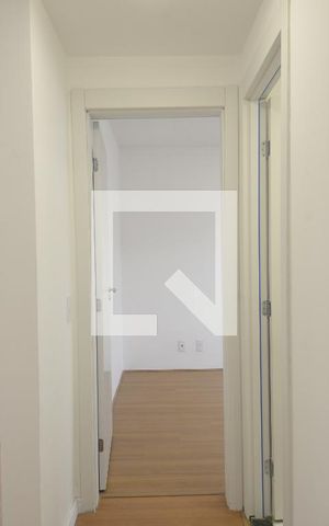 Apartamento à venda com 40m², 2 quartos e sem vaga Apartamento à venda com 40m², 2 quartos e sem vagaCorredor