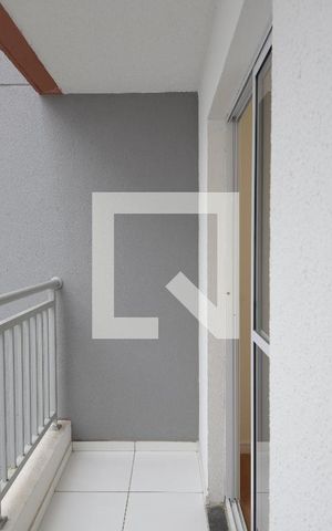 Apartamento à venda com 40m², 2 quartos e sem vaga Apartamento à venda com 40m², 2 quartos e sem vagaVaranda
