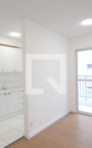 Apartamento à venda com 40m², 2 quartos e sem vaga Apartamento à venda com 40m², 2 quartos e sem vagaSala