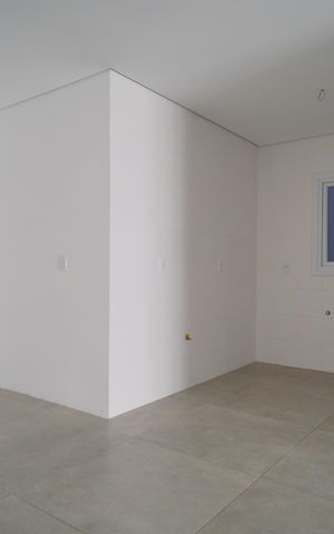 Apartamento à venda com 100m², 2 quartos e 2 vagasCozinha