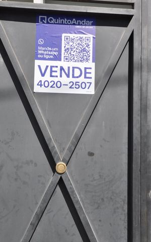 Casa para alugar com 109m², 3 quartos e 2 vagasFachada
