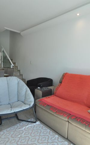 Casa para alugar com 109m², 3 quartos e 2 vagasSala