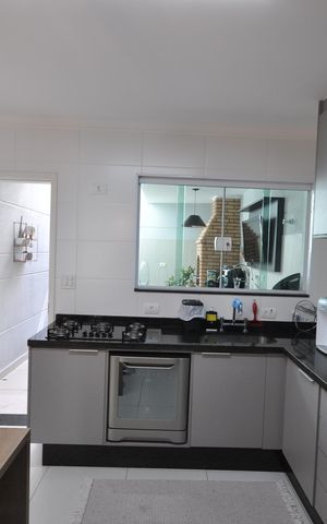 Casa para alugar com 109m², 3 quartos e 2 vagasCozinha