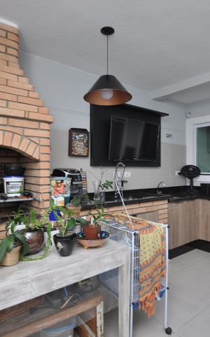 Casa para alugar com 109m², 3 quartos e 2 vagasÁrea comum - Churrasqueira