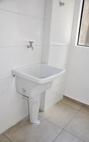 Apartamento à venda com 64m², 2 quartos e 1 vaga Apartamento à venda com 64m², 2 quartos e 1 vagaDetalhe - Área de Serviço